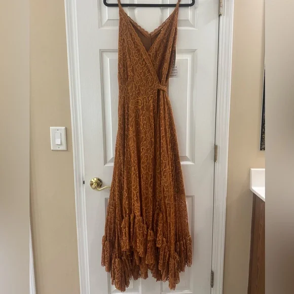Joyfolie Rust Lace Maxi Dress - Picture 2 of 9